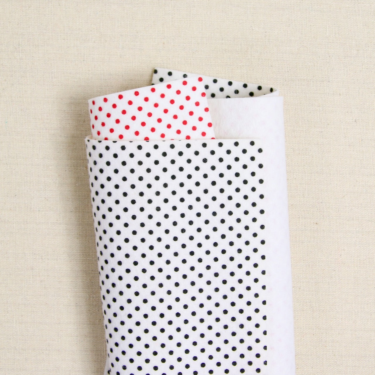 Polka Dot Felt, White with Silver Dots – Benzie Design