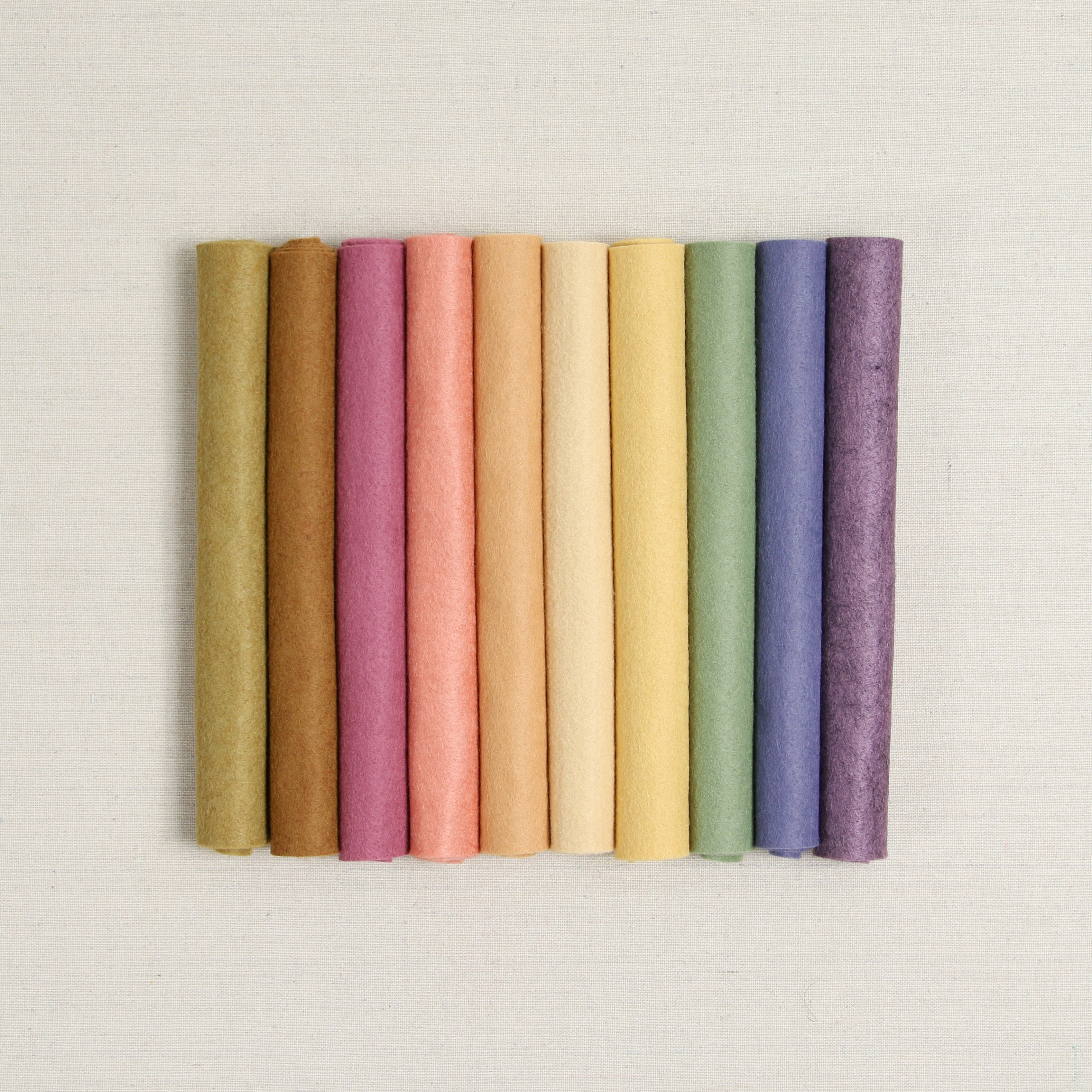 100 Percent Wool Felt Roll - Wool Felt color VIOLET - 5 X 36 Wool Felt -  Purple felt