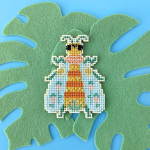 Blooming Bugs Bee Cross Stitch Kit