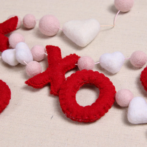 XO Felt Letters – Benzie Design